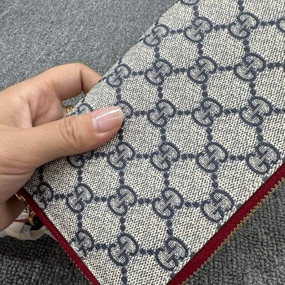 100% Authentic Gucci Leather Wallet - Picture 2 of 12